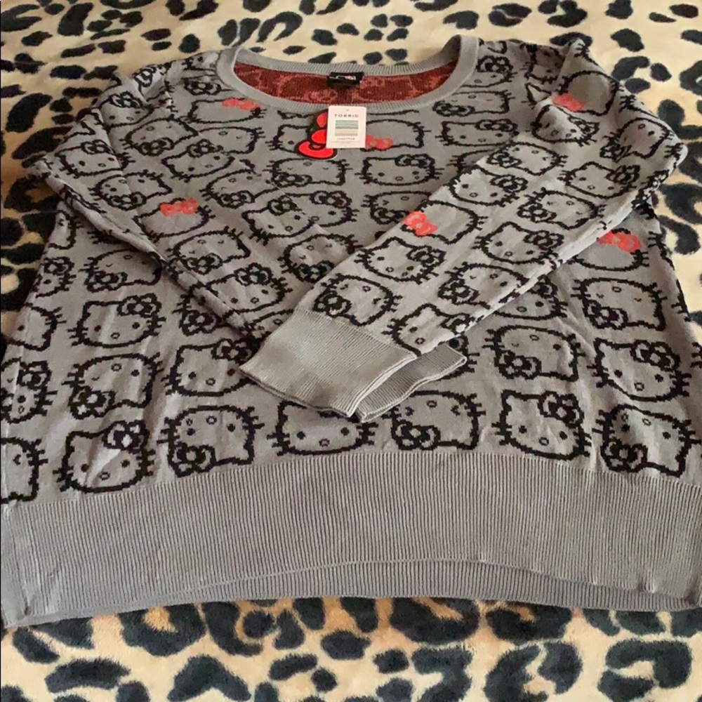 BNWT Torrid Hello Kitty Grey Long Sleeve Sweater